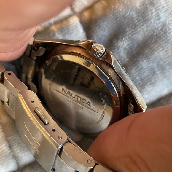 Nautica silver and blue watch with mini dials, used condition. - Picture 4 of 4